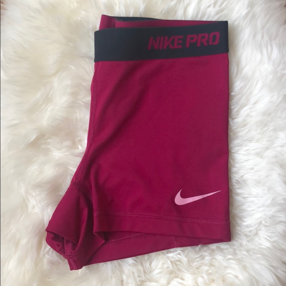 Nike Pro Shorts (SM)